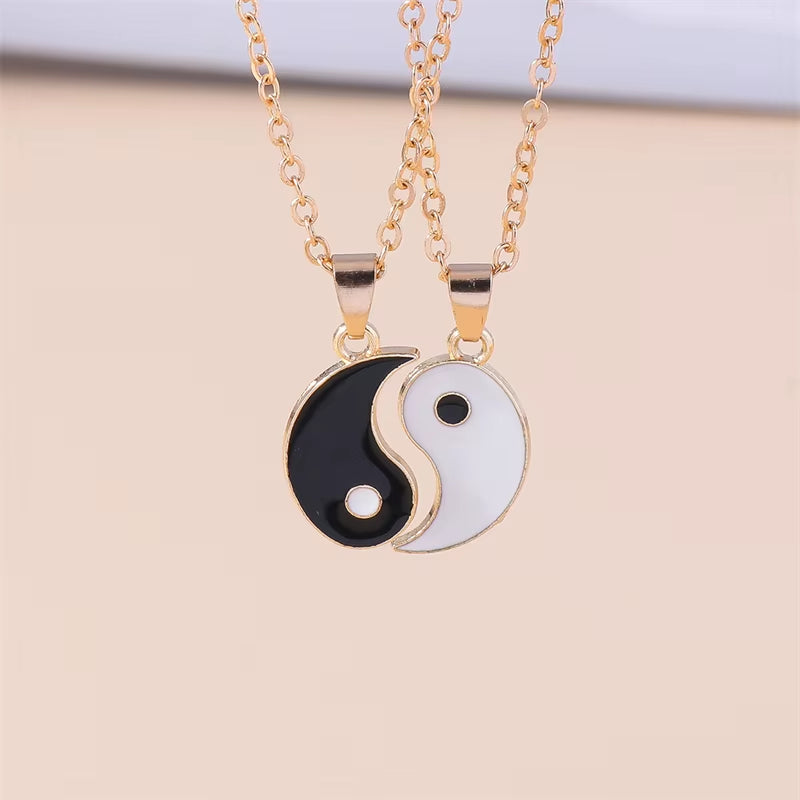 Discover the Elegance of the Yin Yang Tai Chi Necklace - A Perfect Gift for Birthdays, Friends, and Special Occasions!