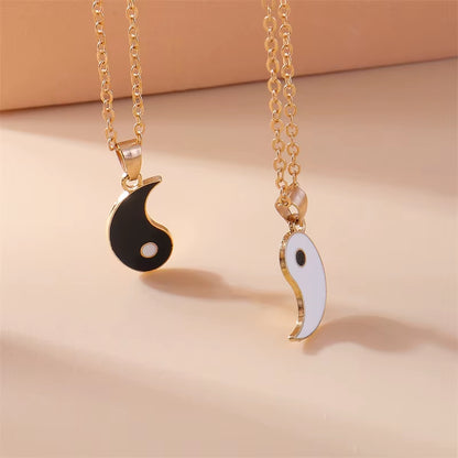 Discover the Elegance of the Yin Yang Tai Chi Necklace - A Perfect Gift for Birthdays, Friends, and Special Occasions!